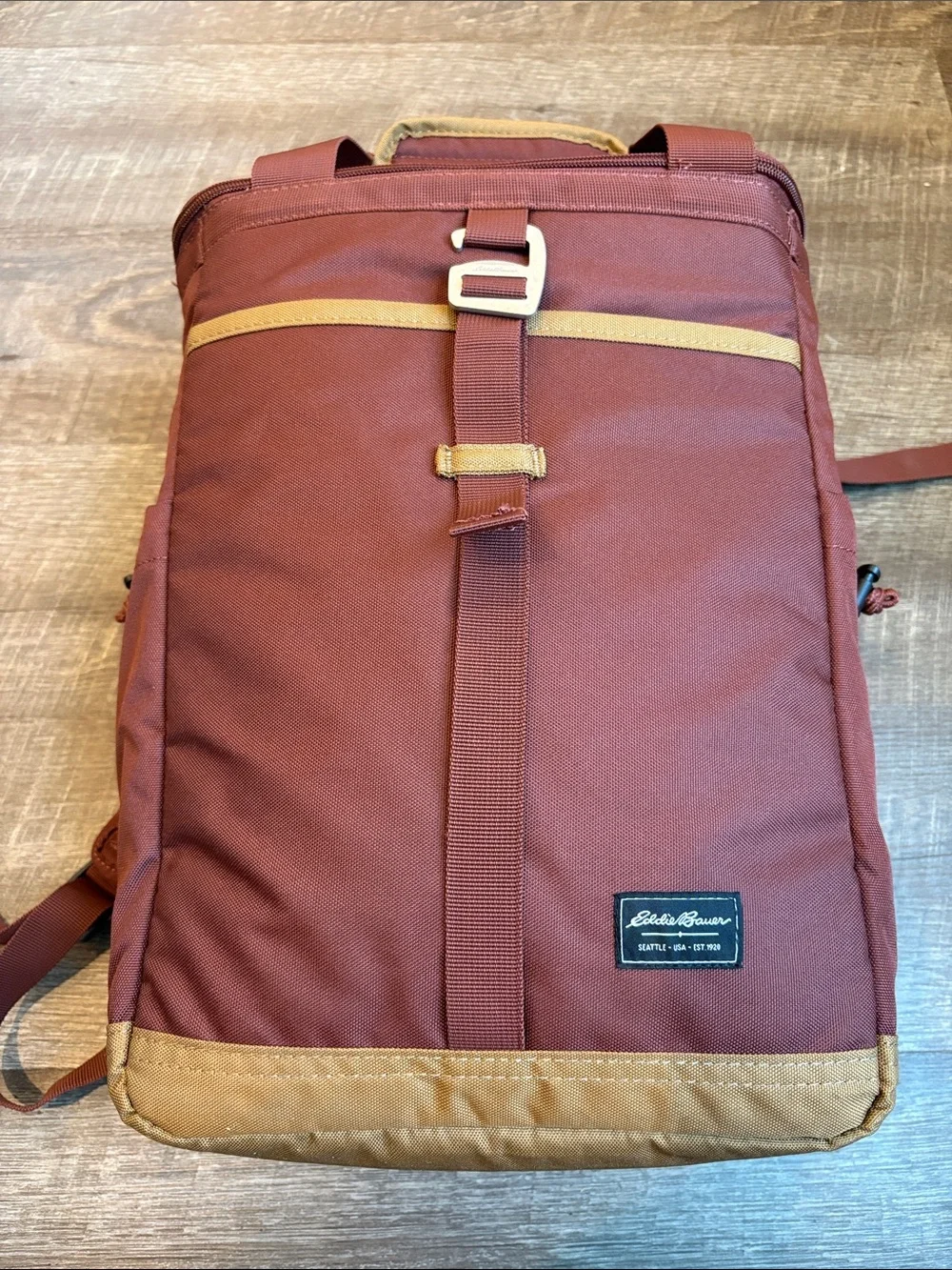 Eddie Bauer Bygone 20L Insulated Backpack Cooler Burgundy